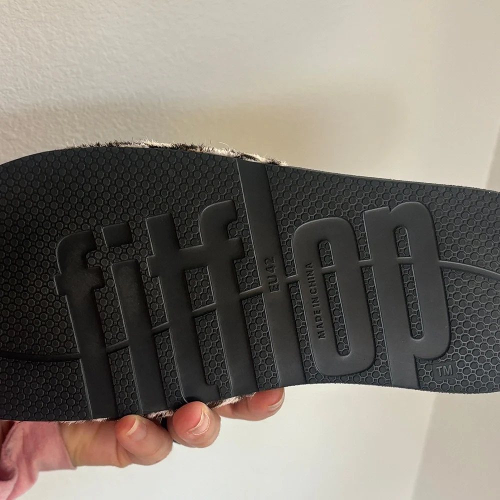 Fitflop EUC Iqushion Hair-on Leather Zebra Print Slides Women’s EU 42 / US 10